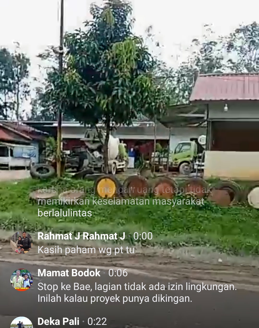 Tangkapan layar akun Facebook Hendra Nadi yang melakukan siaran langsung